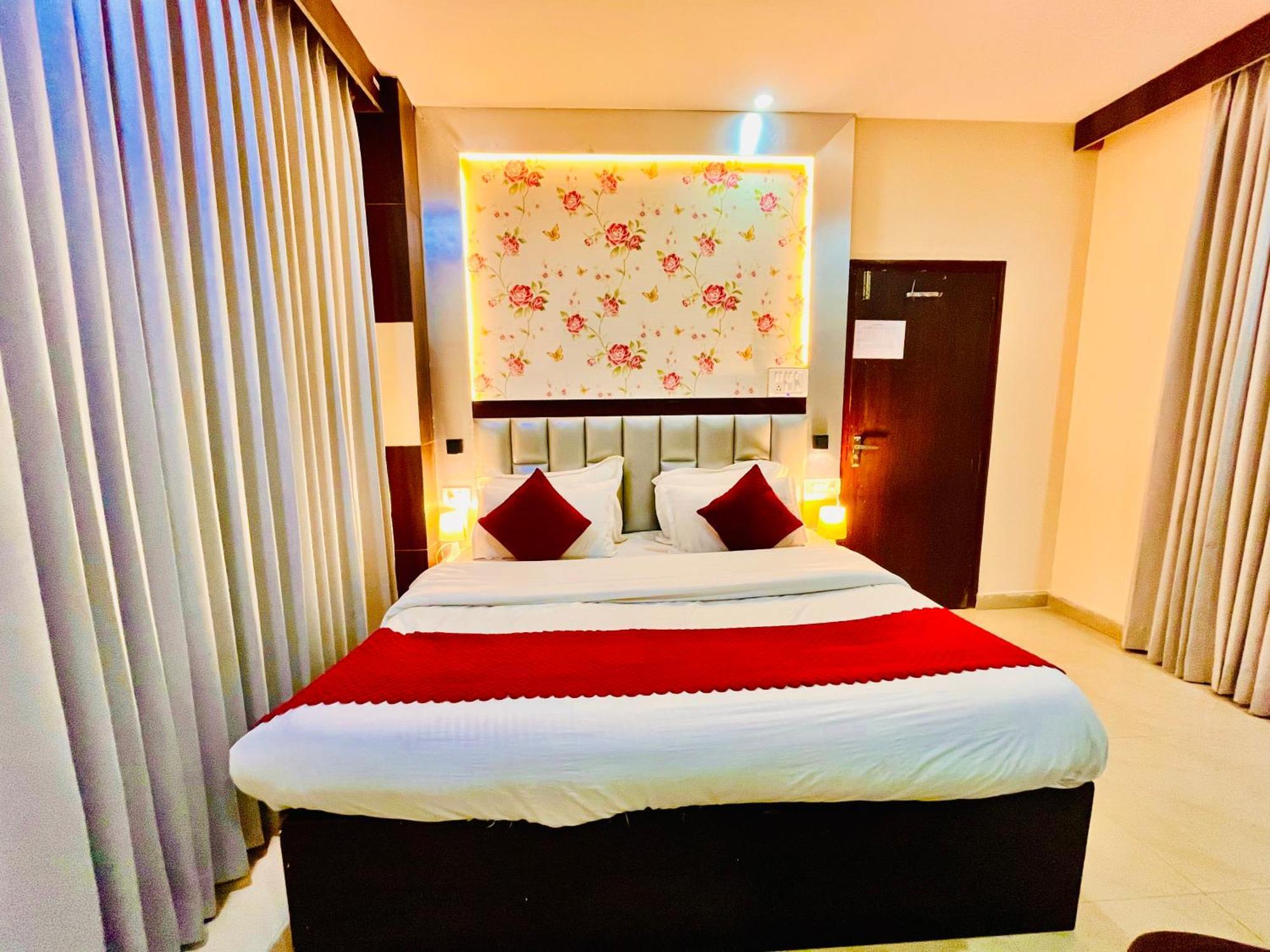 The Ramawati - A Four Star Luxury Hotel Near Ganga Ghat Haridwār Eksteriør bilde