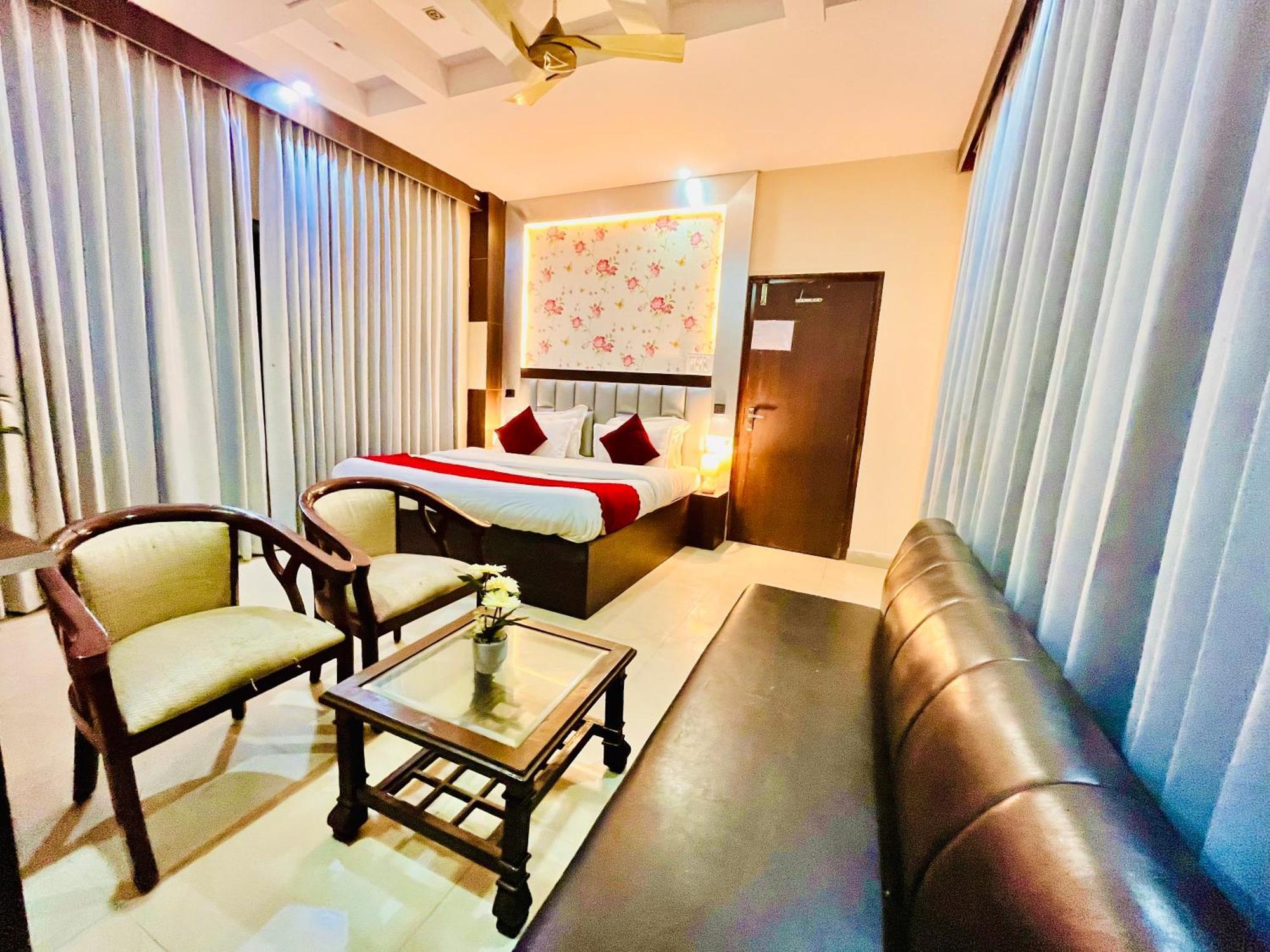 The Ramawati - A Four Star Luxury Hotel Near Ganga Ghat Haridwār Eksteriør bilde